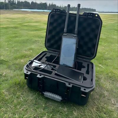 ৩ কিলোমিটার প্যাসিভ ডিটেকশন সঠিক পজিশনিং প্রারম্ভিক সতর্কতা হ্যান্ডহেল্ড ড্রোন ডিটেক্টর পাইলট পজিশনিং